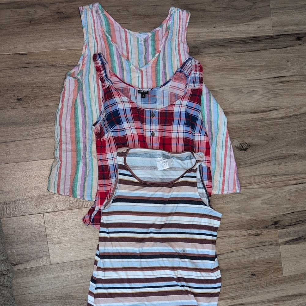 Women's XL Tank Tops